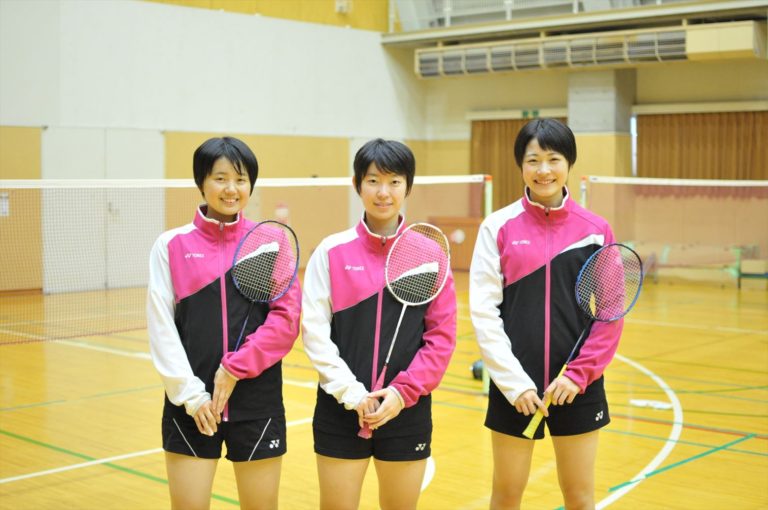 ファッショントレンド トップ100 青森 山田 バドミントン 女子
