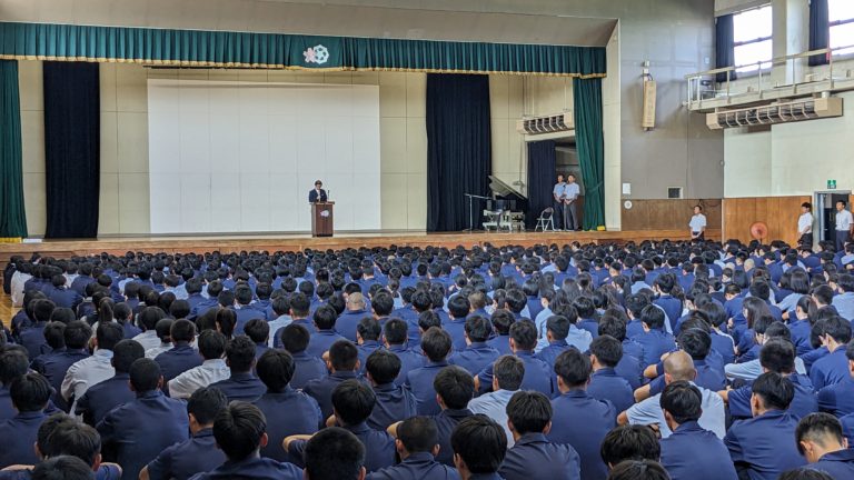 2学期始業式を行いました│青森山田高等学校 学校法人青森山田学園